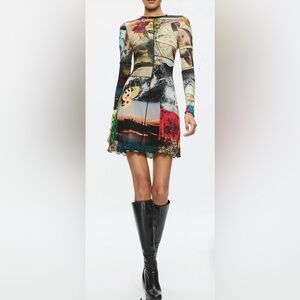 Alicia and Olivia Delora Photo Print Long Sleeve Mesh Minidress